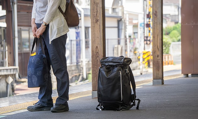 住んでいた場所より少しでも遠くに行こうとする