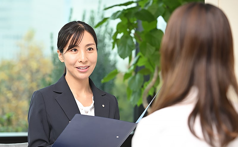 相談員の面談風景